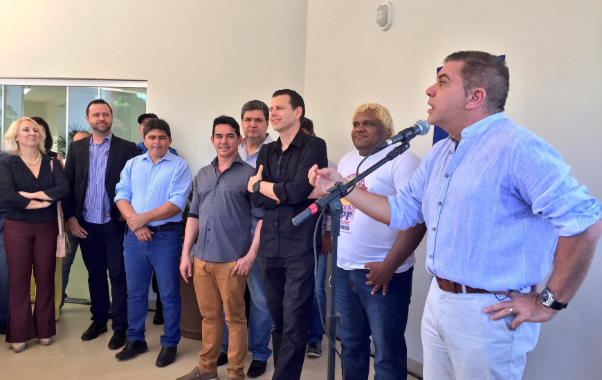 Prefeito inaugura Centro em Palmas