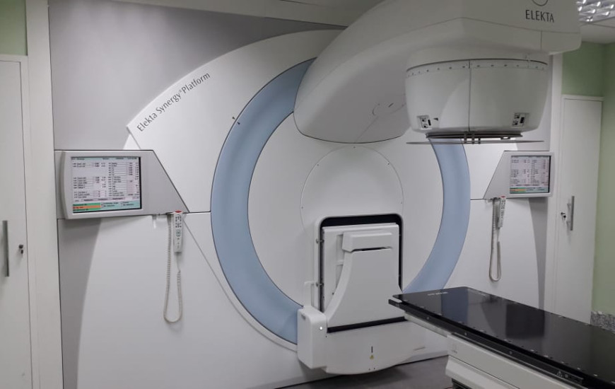 Máquina de radioterapia 