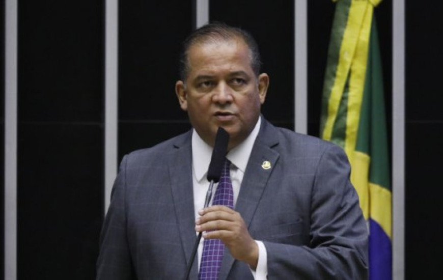 Senador Eduardo Gomes (MDB-TO) 
