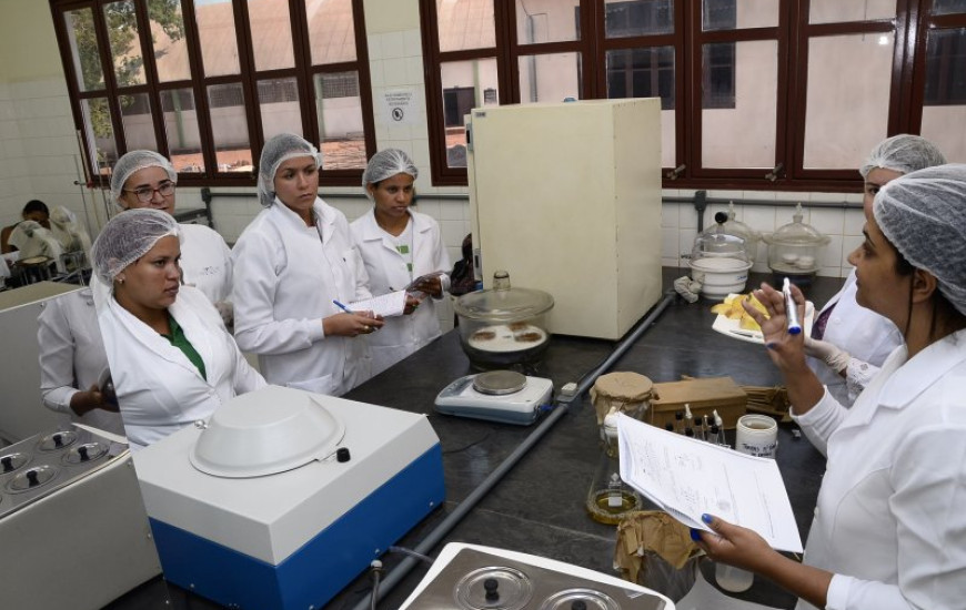 Pessoas qualificadas tem fácil acesso ao mercado