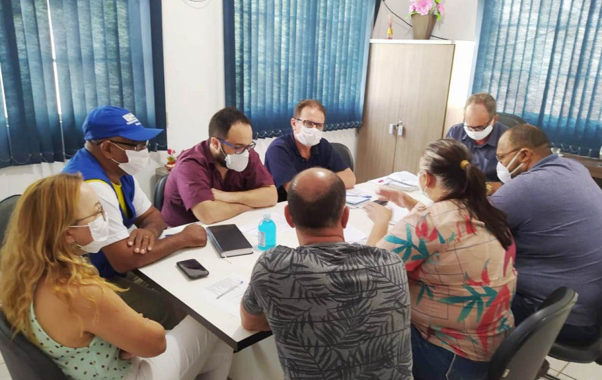 Reunião na Secretaria de Saúde 