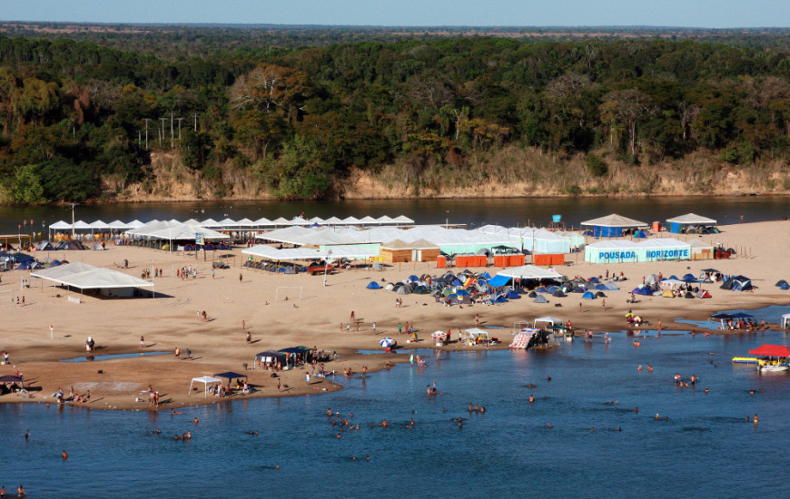 Atenção redobrada com acampamentos nas praias.