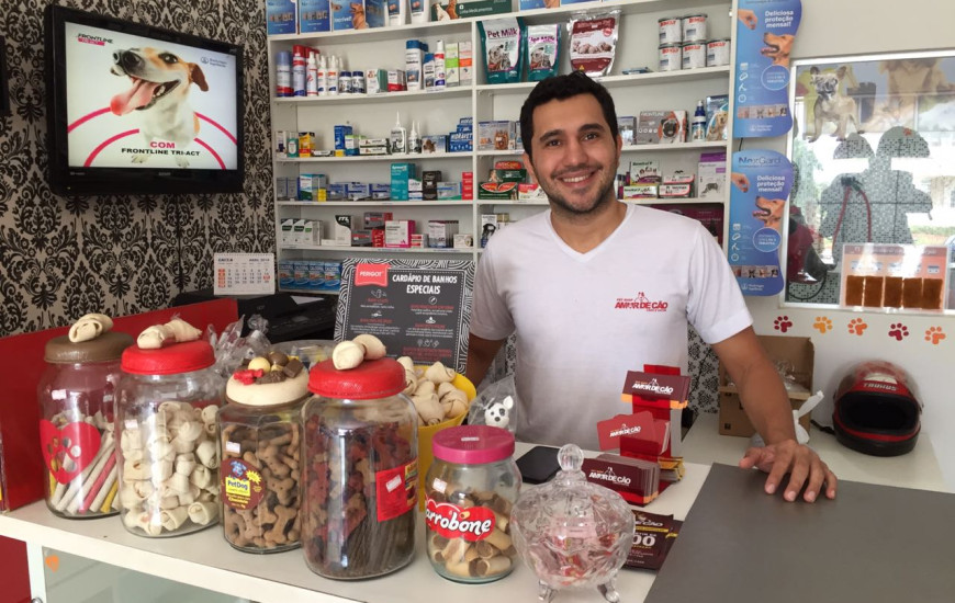 Petshop faz promoção de aniversário