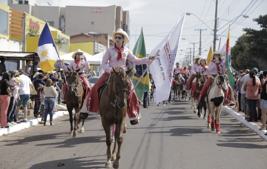 O evento tem início às 8 horas deste domingo