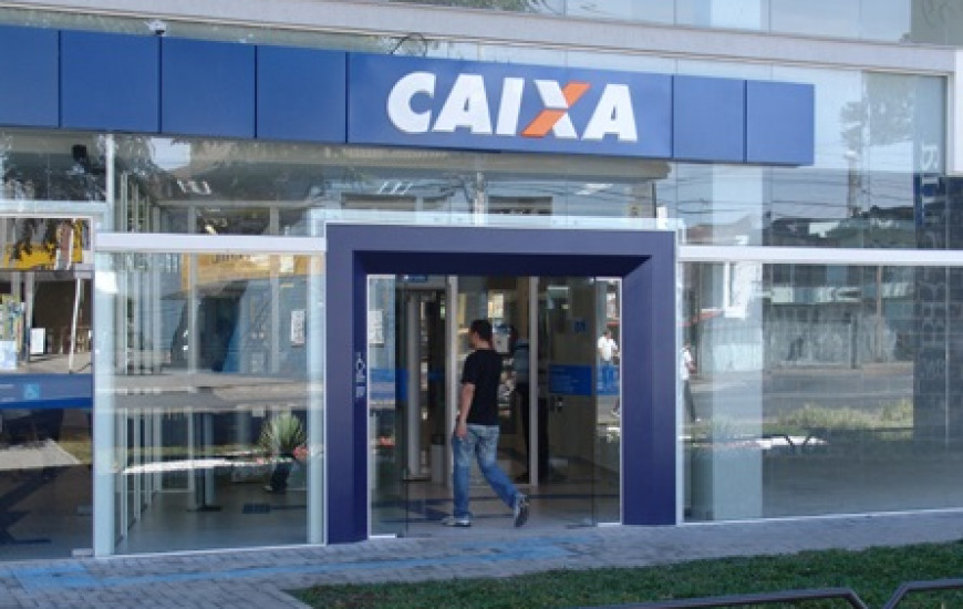 Agências abrirão duas horas mais cedo e aos sábado.