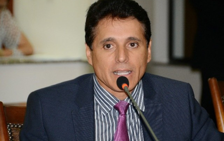 Deputado quer união do PMDB