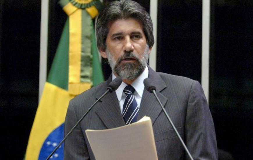 Senador Valdir Raupp