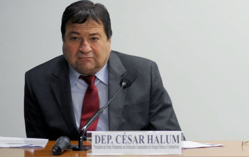 Halum: contrário ao monopólis da UNE