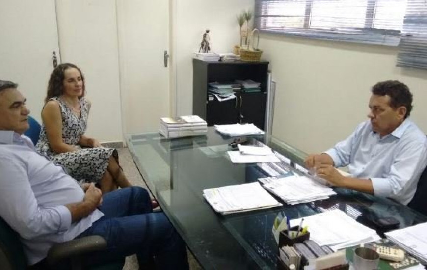 Paulo Carneiro solicita credenciamento da Faet