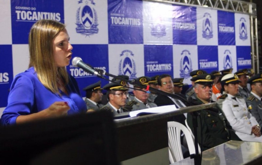 Vice-governadora Cláudia Lelis acompanha evento