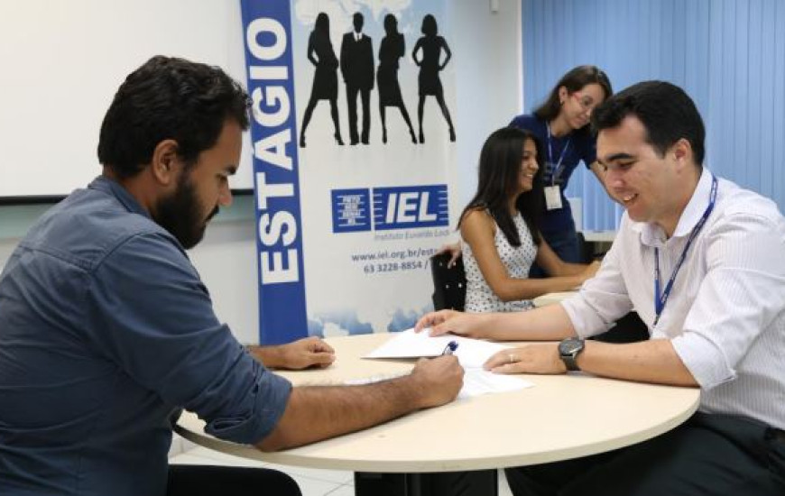 IEL oferta vagas de estágio