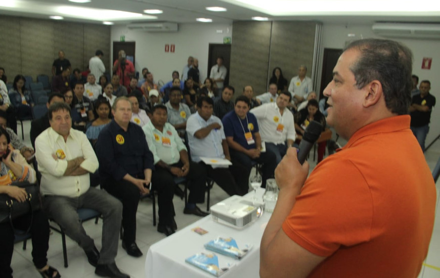 Reunião contou com a presença de Carlesse e Halum