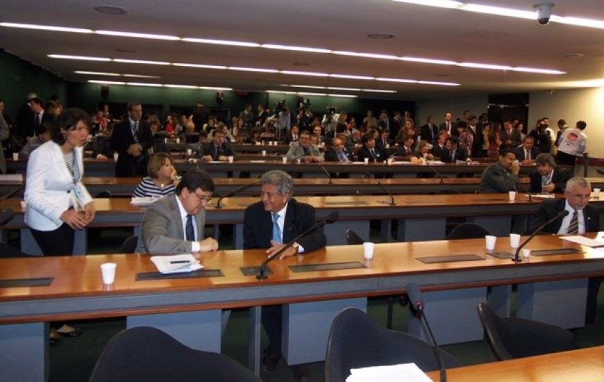 Osvaldo Reis na Comissão