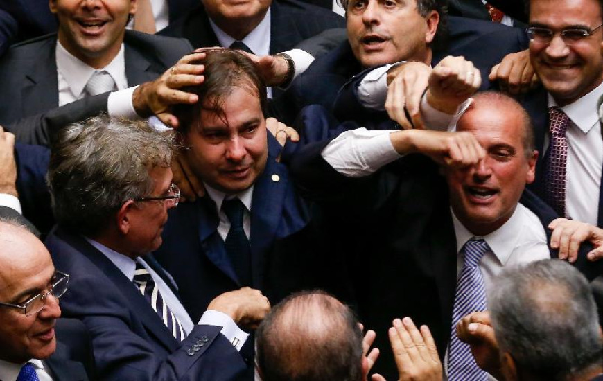 Presidente da Câmara, Rodrigo Maia está em campanha pela reeleição