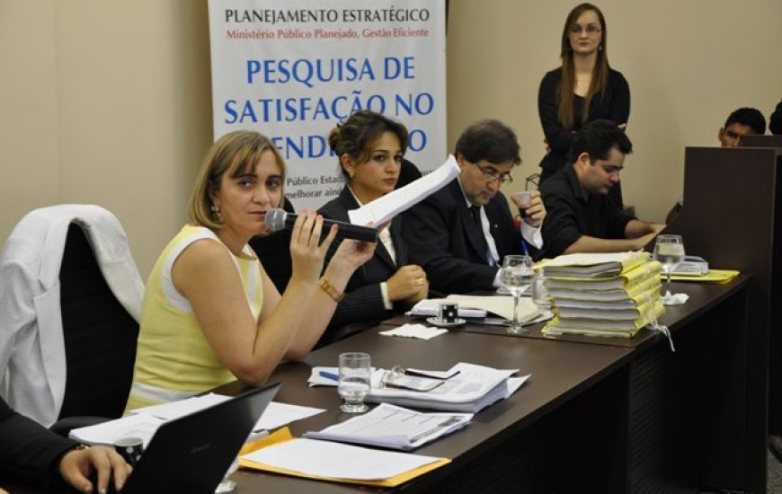 Secretária Vanda Paiva