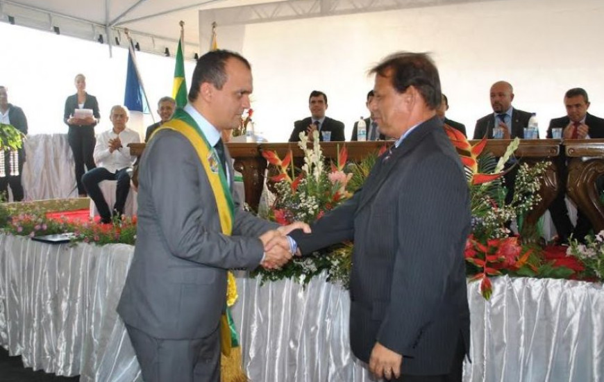 Joaquim Maia e Otoniel Andrade na posse em Porto