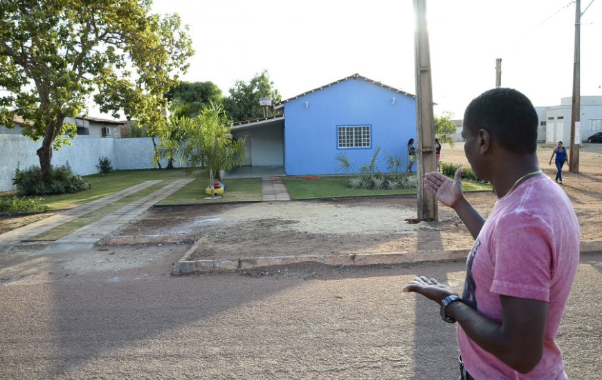 Henrique mostra nova residência do prefeito