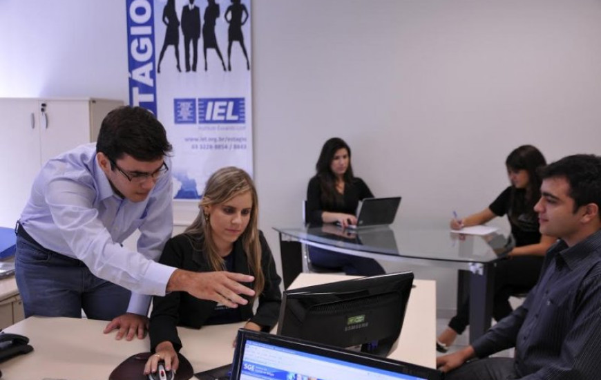 Vagas são para estudantes de nível superior