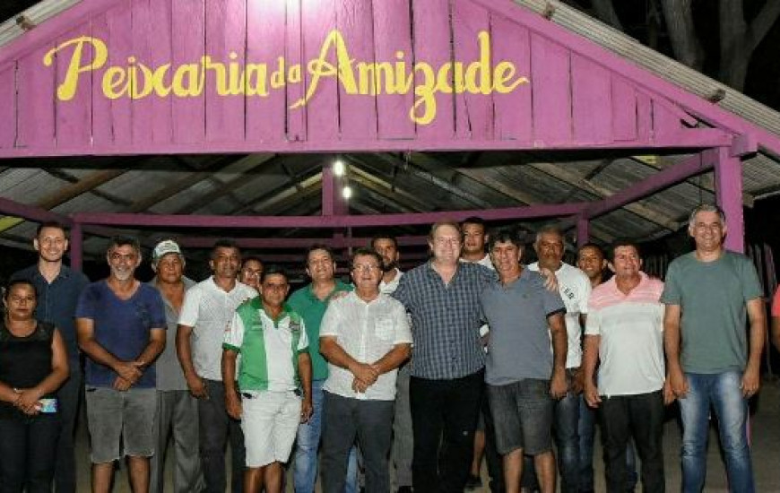 Deputados reunidos no Bico do Papagaio 