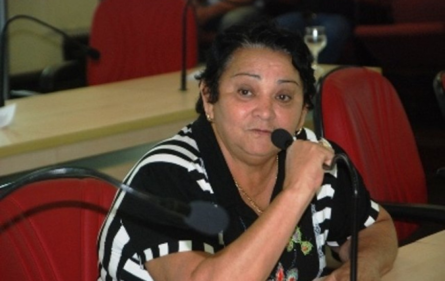 Terezona é acusada de abuso de poder