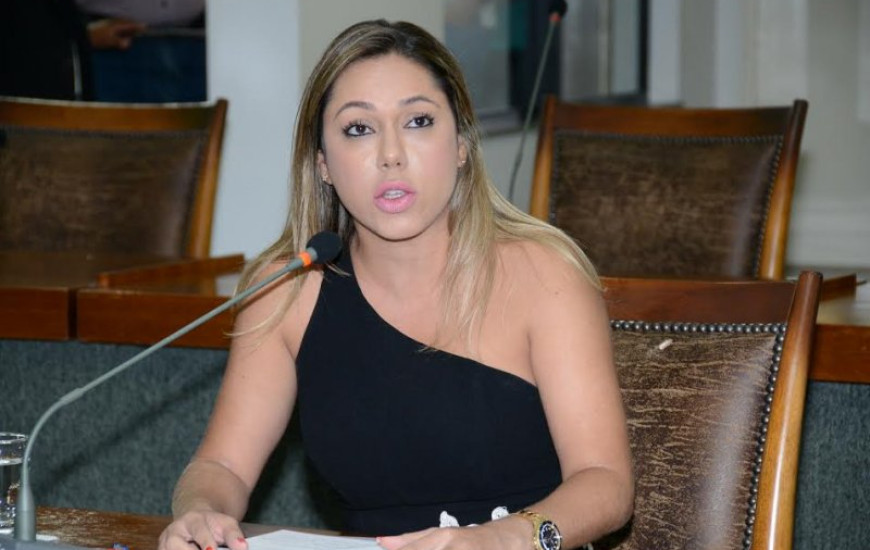 Deputada estadual Luana Ribeiro