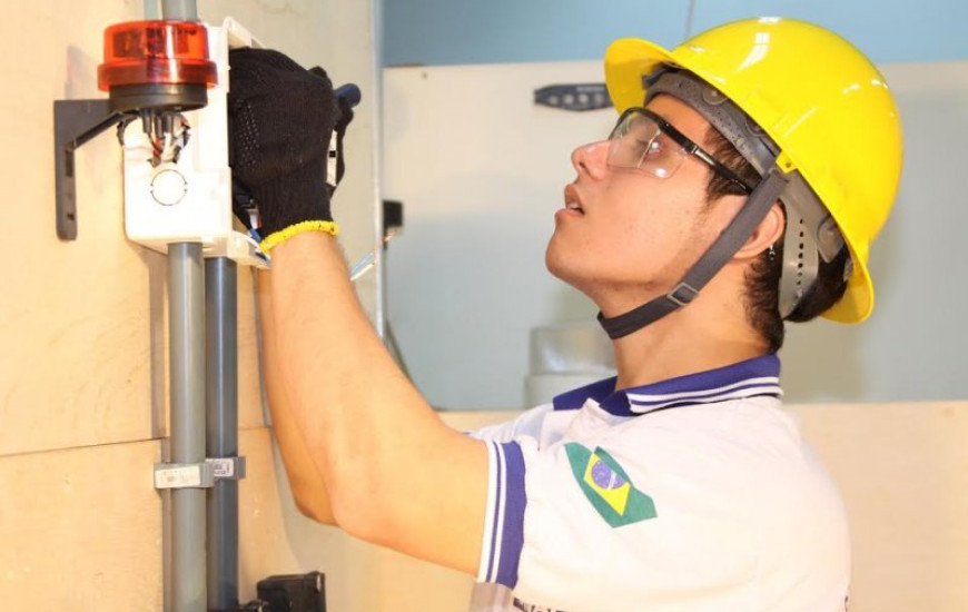 O Pronatec busca ampliar as oportunidades