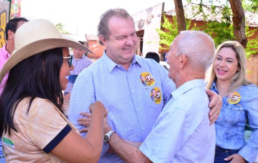 Carlesse e a presidente interina da AL, Luana Ribeiro, em Palmeiras