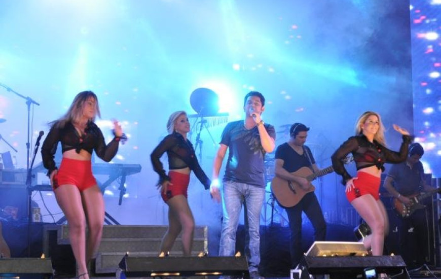 Leo Magalhães faz show nesta 4ª