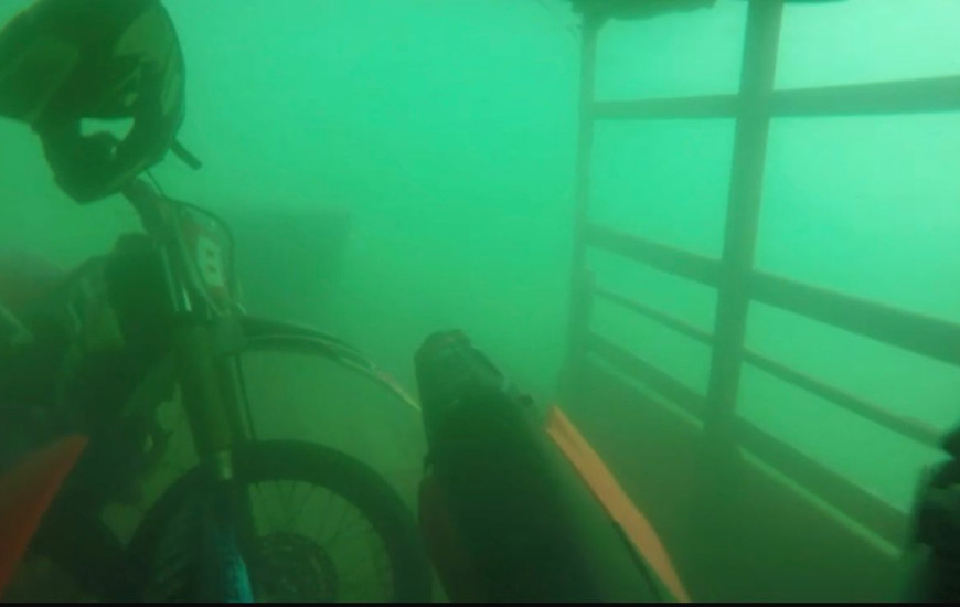 Com as buscas encerradas, trabalho prossegue no resgate de objetos do naufrágio