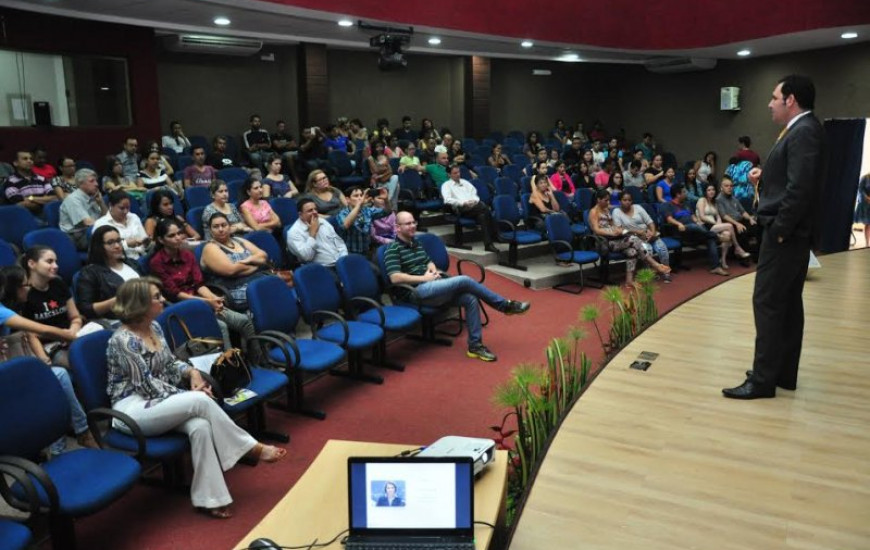 Evento reuniu palestrantes renomados