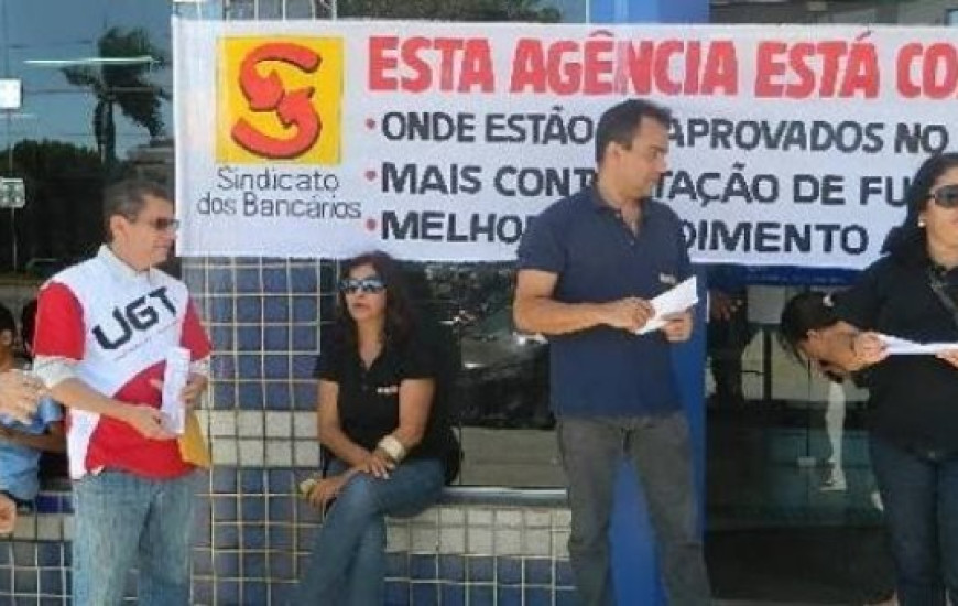 Bancos podem entrar em greve