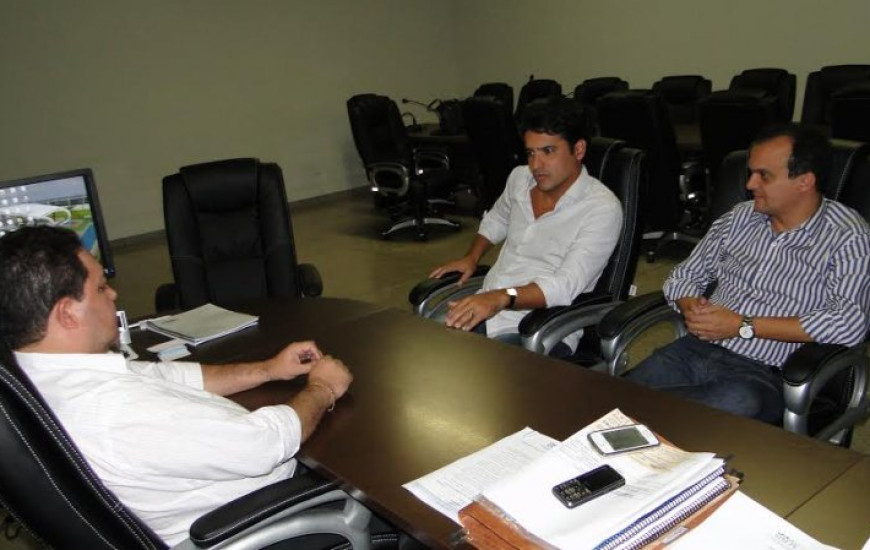 Deputado visita Sisepe