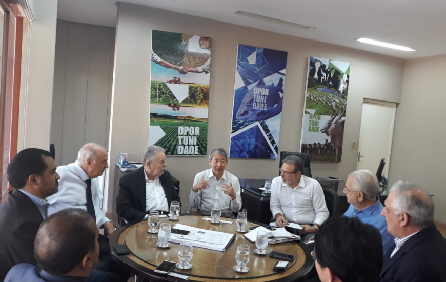 Diretores do consórcio chinês e técnicos da Sics.