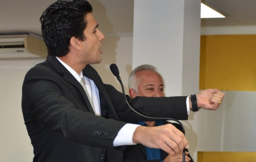 Andrino sugere a Miranda que retire recurso do STF para dar estabilidade ao TO