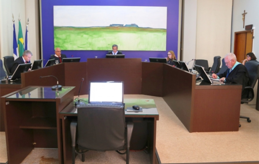 Sessão da Segunda Câmara do Tribunal de Contas do Estado