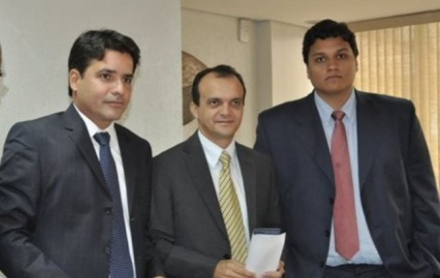 Lelis, Maia e Iratã vão recolher assinaturas