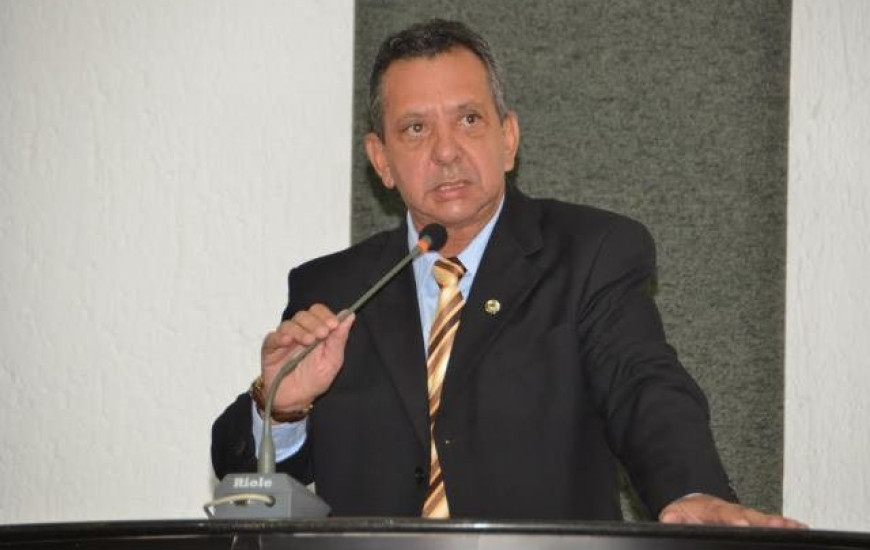 Toinho Andrade pede recuperação de estradas