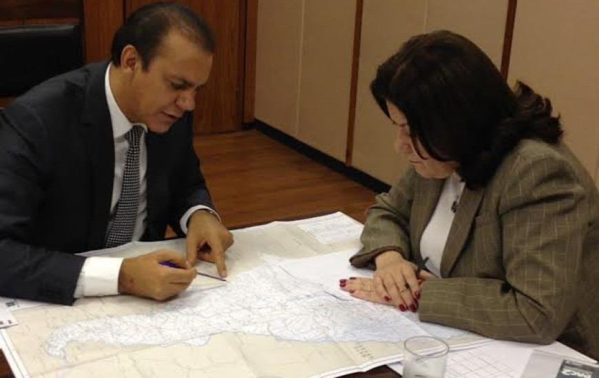 Ataídes se reuniu com ministra Miriam Belchior