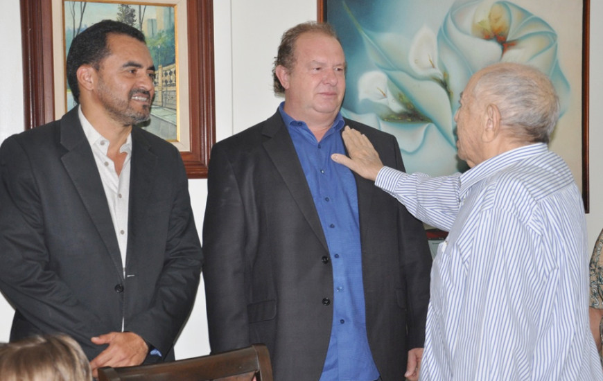 Carlesse em encontro com Siqueira Campos e família.