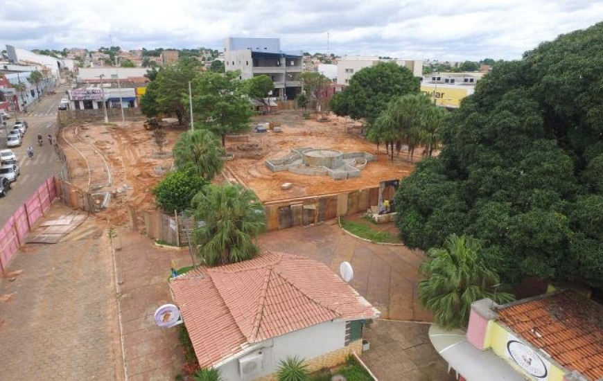 Obras da Praça das Nações em Araguaína