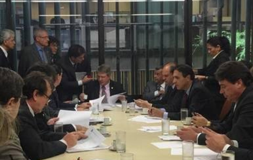 Gaguim vota a favor da liberação de pagamentos