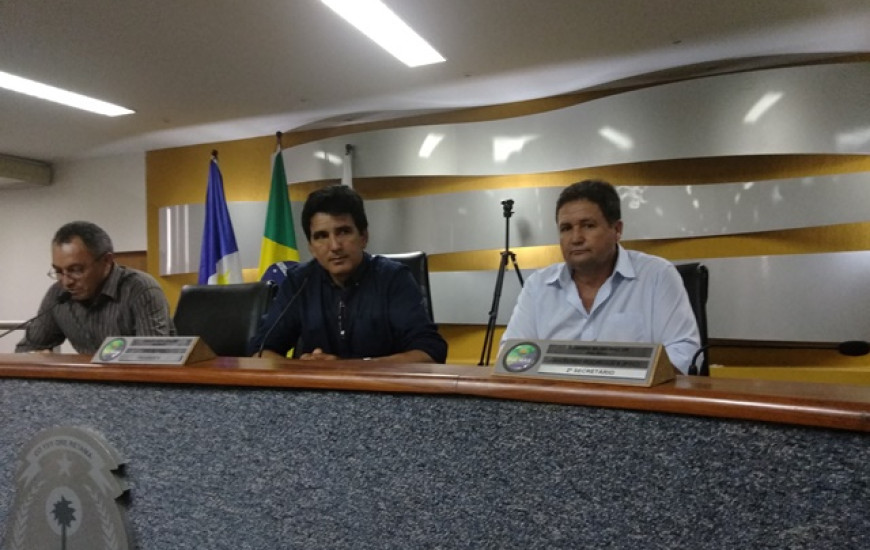 Vereadores convocam ex-gestores à Câmara