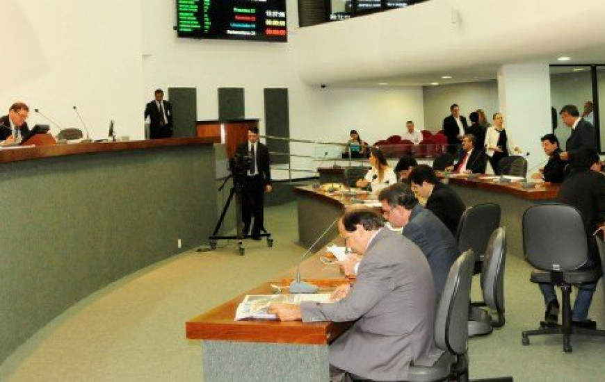 LOA foi aprovada em sessão extra