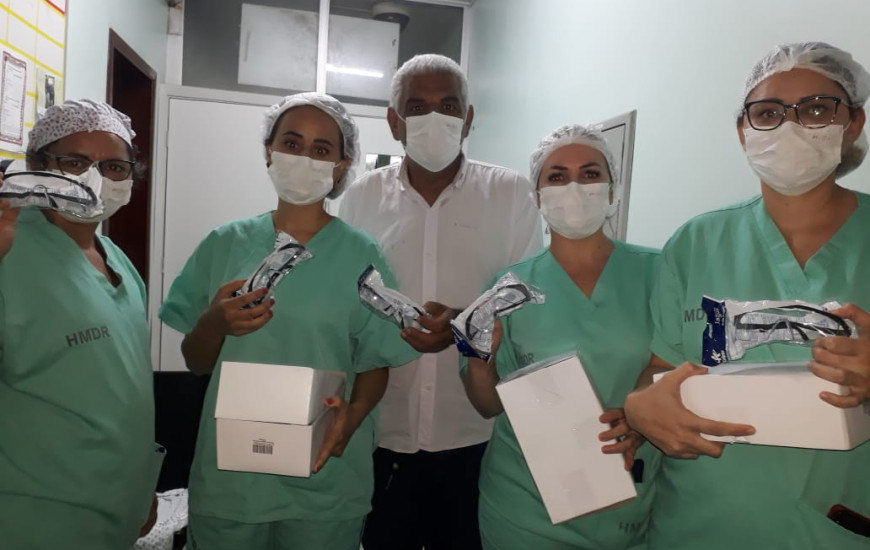 Presidente da Fesserto entrega equipamentos de proteção 