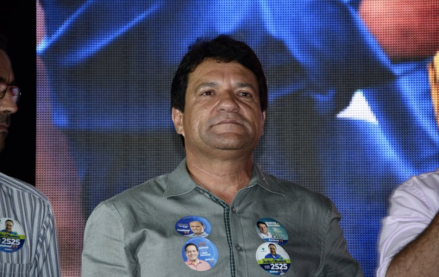 Osires Damaso aciona Justiça contra Governo