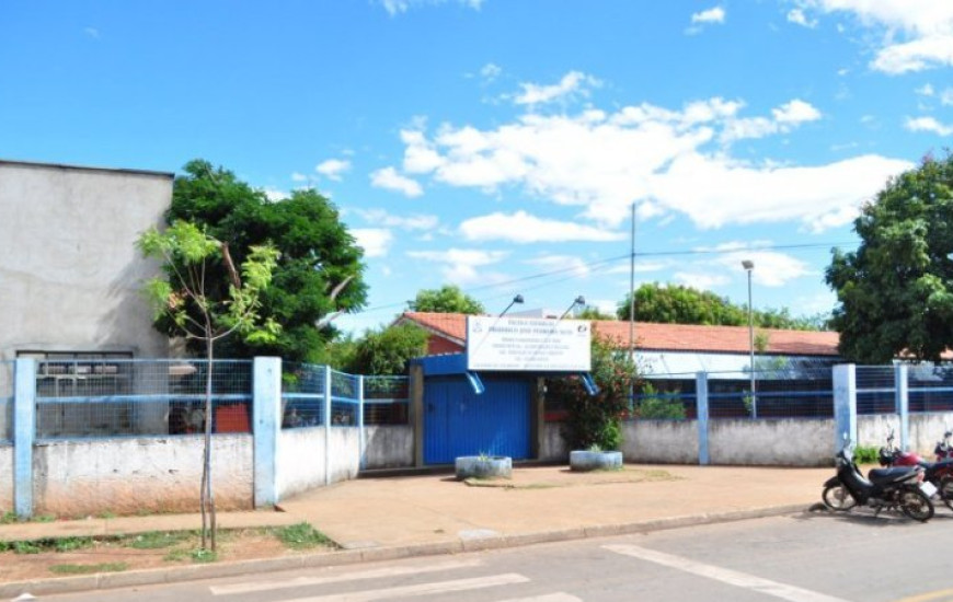 Colégio Frederico passa por limpeza geral