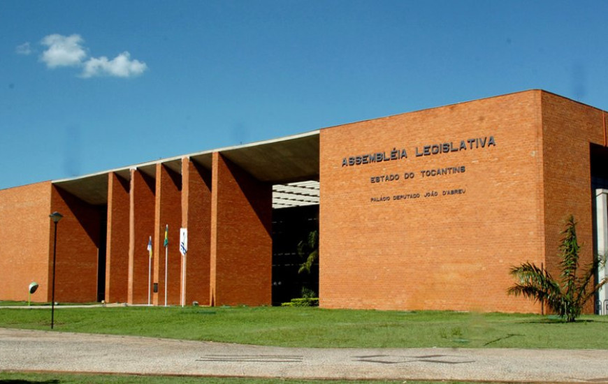 Diário traz reajuste a servidores da AL