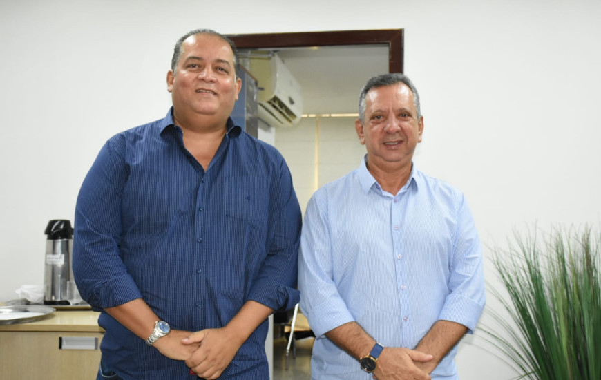 Gomes reforçou o convite para que Andrade participe de um evento da Codevasf 