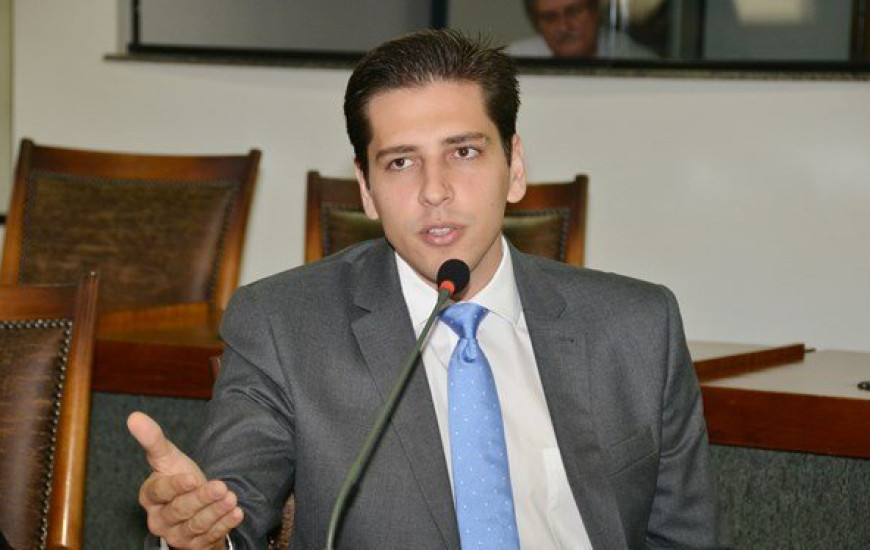 Deputado Olyntho Neto