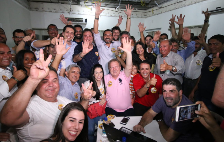 Carlesse comemora ter sido o mais votado no 1º turno das eleições